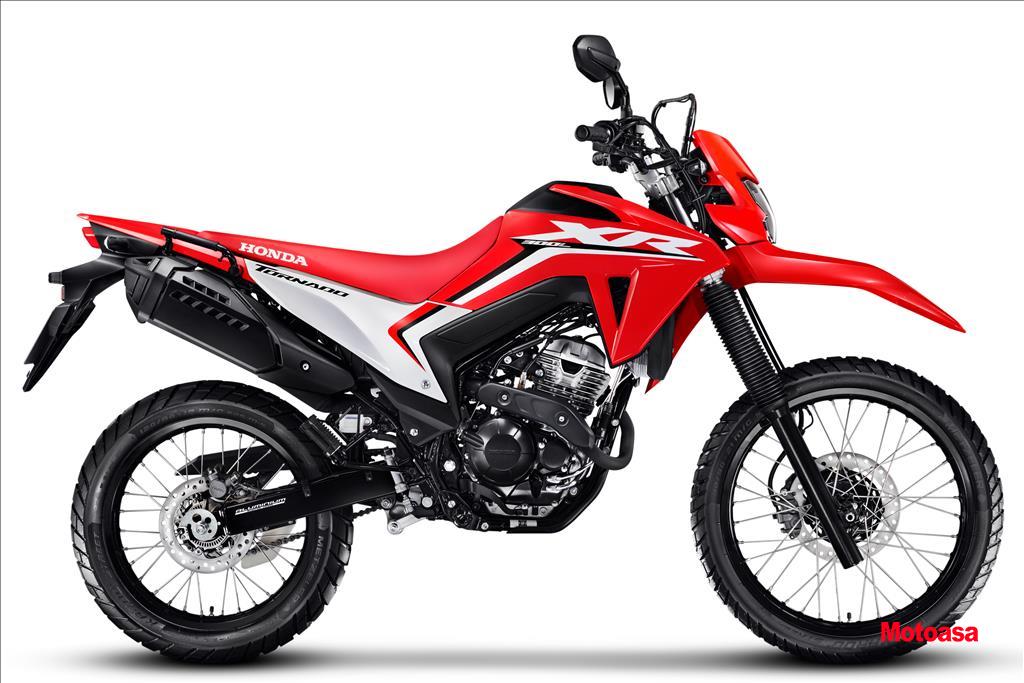 XR 300L TORNADO10