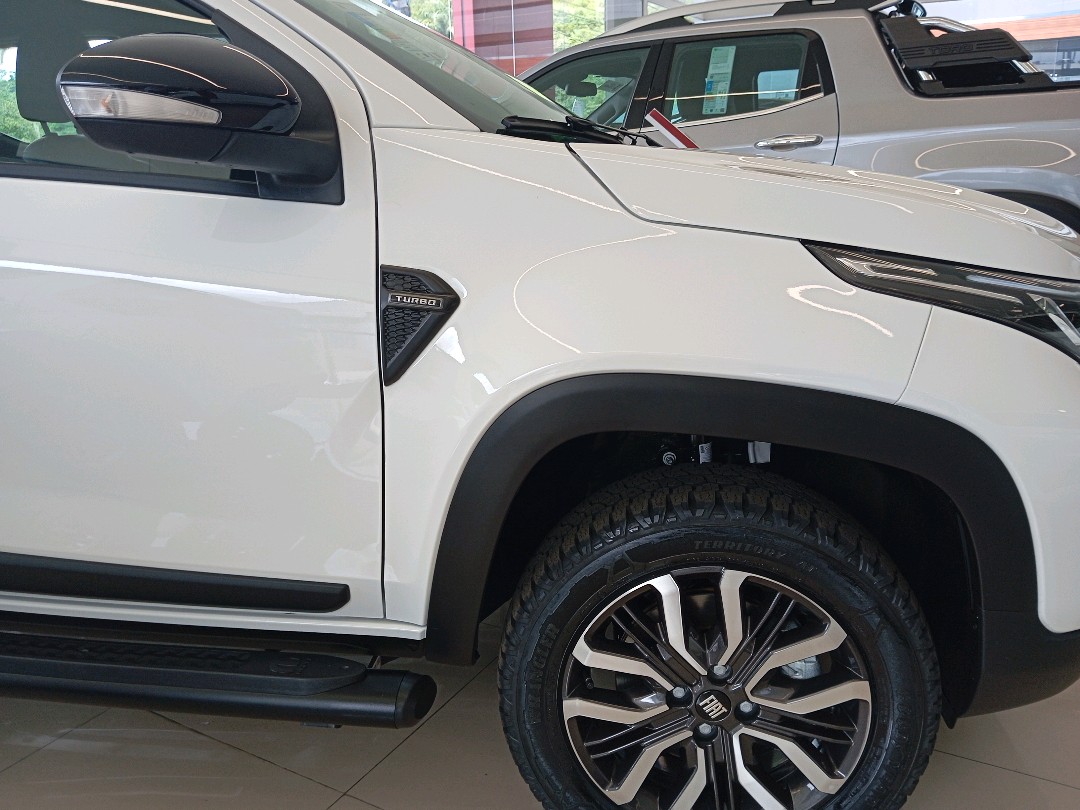 STRADA 1.0 TURBO 200 FLEX RANCH CD CVT4