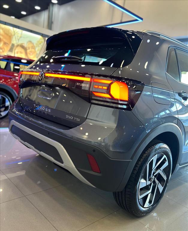 T-CROSS 1.4 250 TSI TOTAL FLEX HIGHLINE AUTOMÁTICO3
