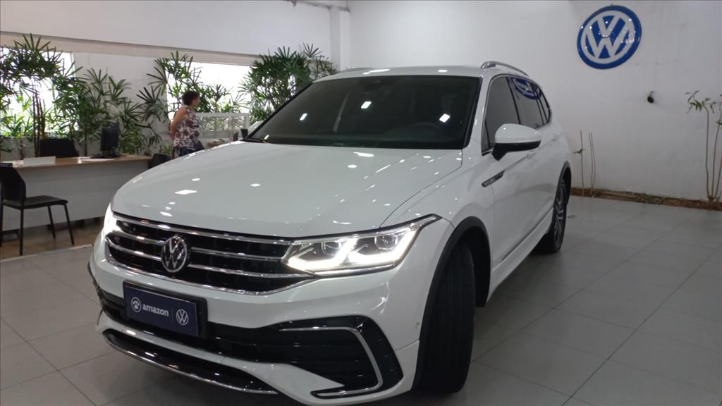TIGUAN 2.0 300 TSI GASOLINA ALLSPACE R-LINE AUTOMÁTICO1