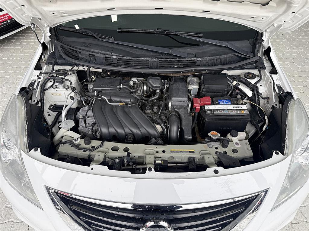 Nissan Versa - 1.6 16V FLEX SL 4P MANUAL