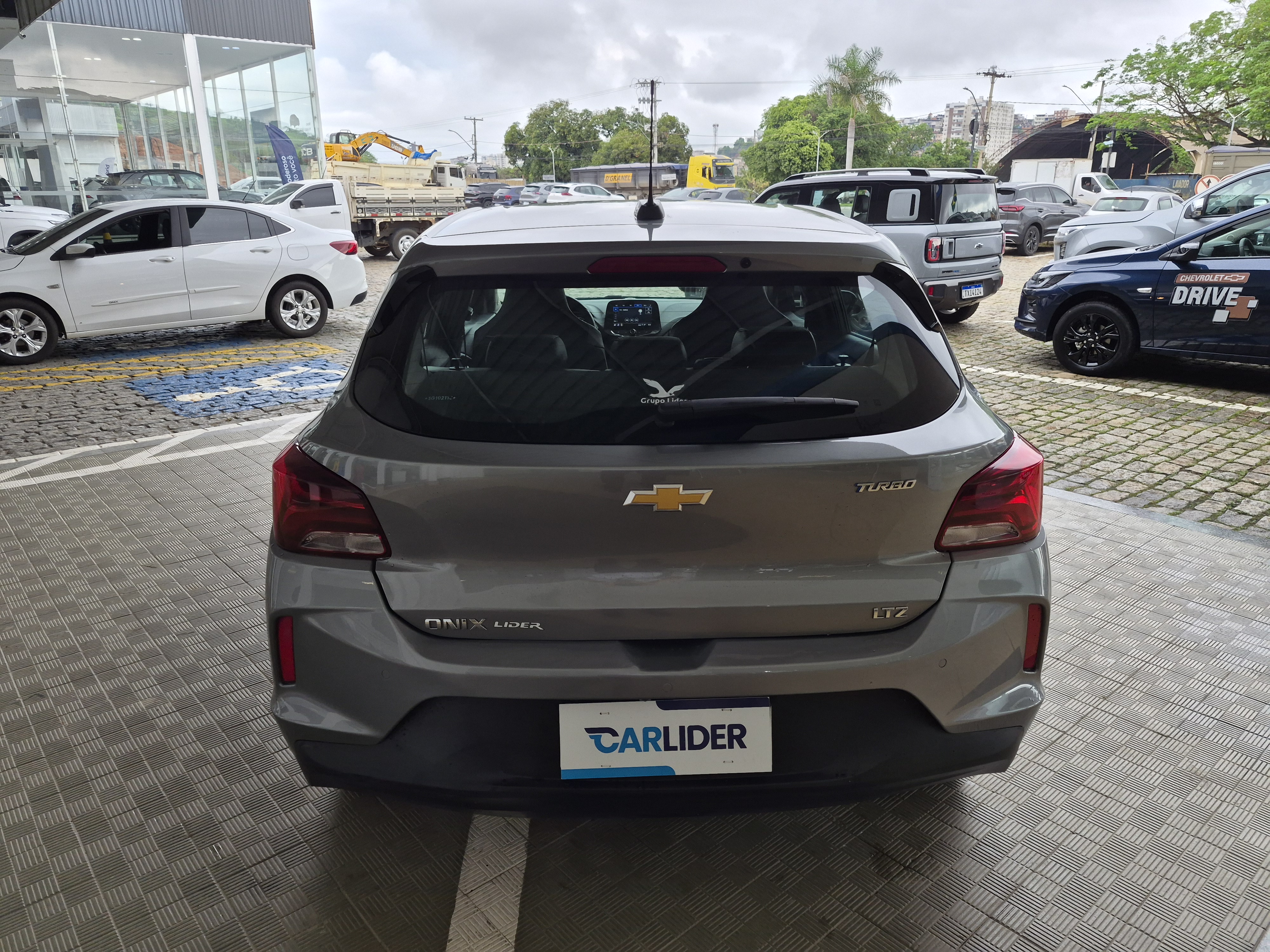 ONIX 1.0 TURBO FLEX LTZ AUTOMÁTICO2