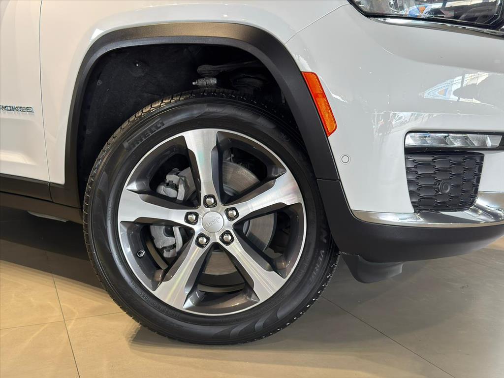 GRAND CHEROKEE 2.0 TURBO HÍBRIDO 4XE AT81