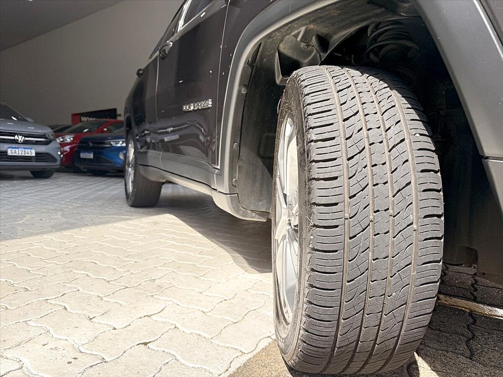 Jeep Compass - 2.0 TD350 TURBO DIESEL LONGITUDE AT9