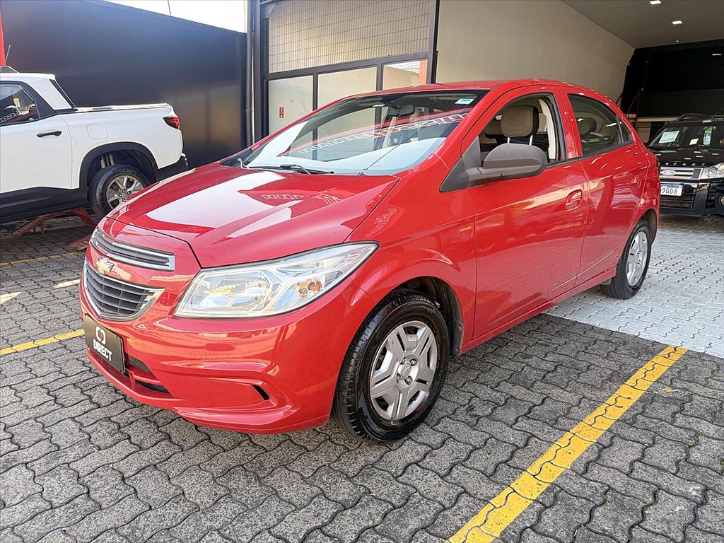 Chevrolet Onix - 1.0 MPFI LT 8V FLEX 4P MANUAL