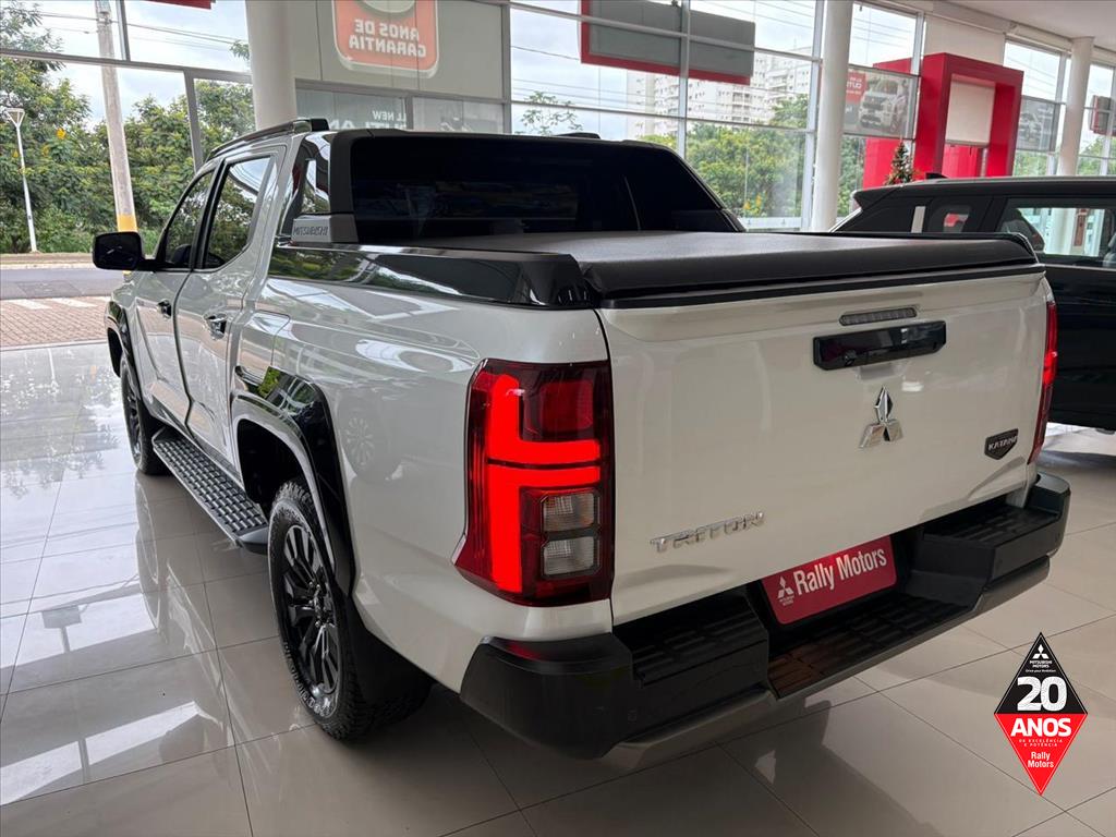 Mitsubishi-TRITON-2.4 BITURBO DIESEL CD KATANA 4X4 AUTOMÁTICO
