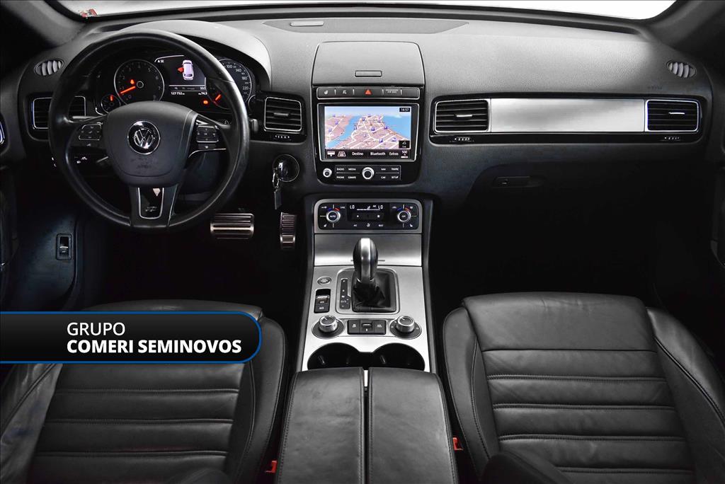 TOUAREG 4.2 R LINE V8 32V GASOLINA 4P TIPTRONIC6