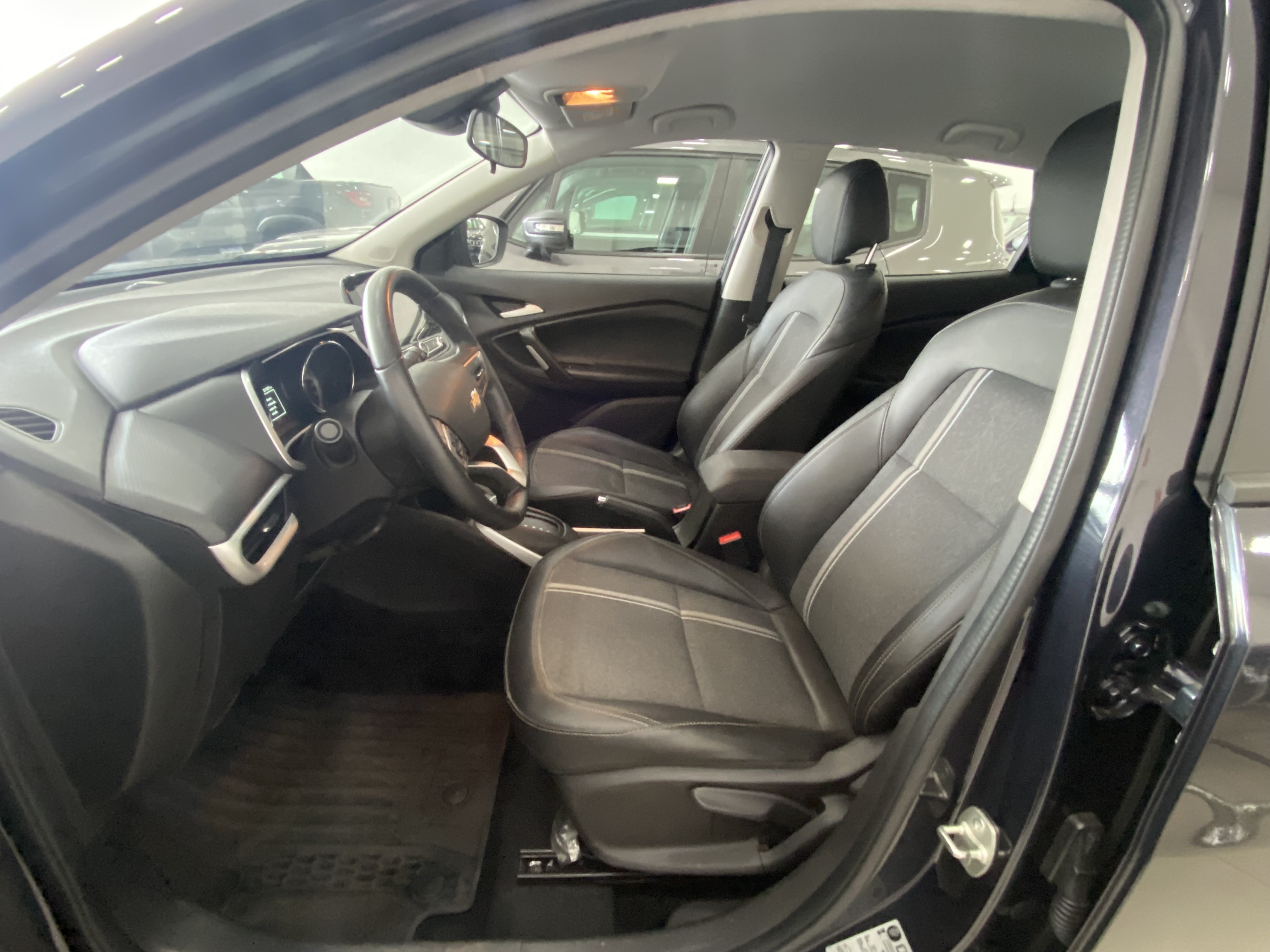 TRACKER 1.0 TURBO FLEX LTZ AUTOMÁTICO9