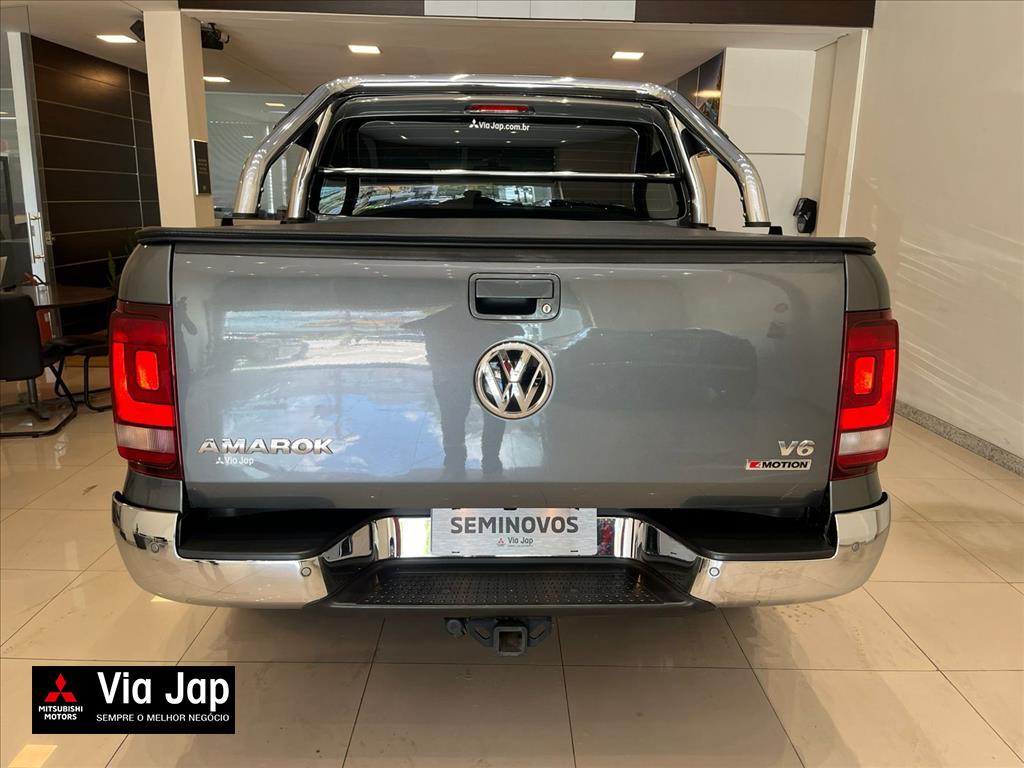 VW - Volkswagen-AMAROK-3.0 V6 TDI DIESEL HIGHLINE CD 4MOTION AUTOMÁTICO
