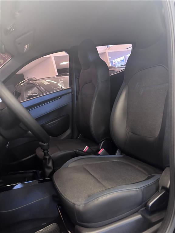 KWID 1.0 12V SCE FLEX INTENSE MANUAL10