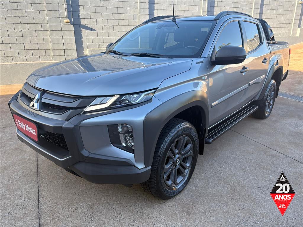 Mitsubishi-L200 TRITON-2.4 16V TURBO DIESEL OUTDOOR GLS CD 4X4 AUTOMÁTICO