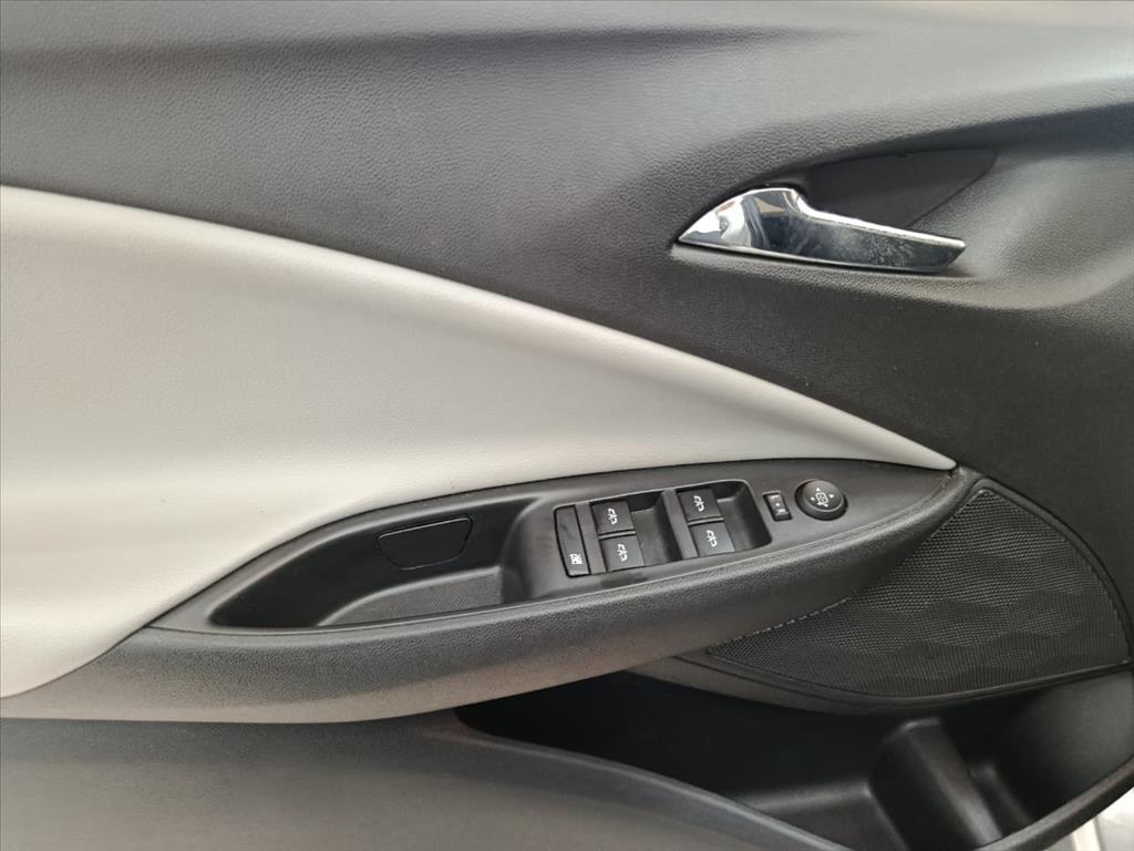 ONIX PLUS 1.0 TURBO FLEX AUTOMÁTICO10