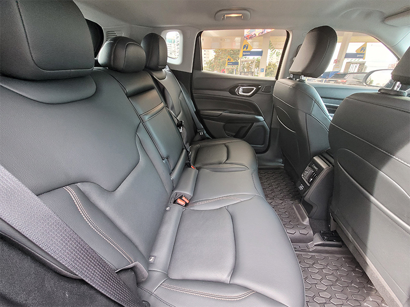 COMPASS 1.3 T270 TURBO FLEX LIMITED AT69