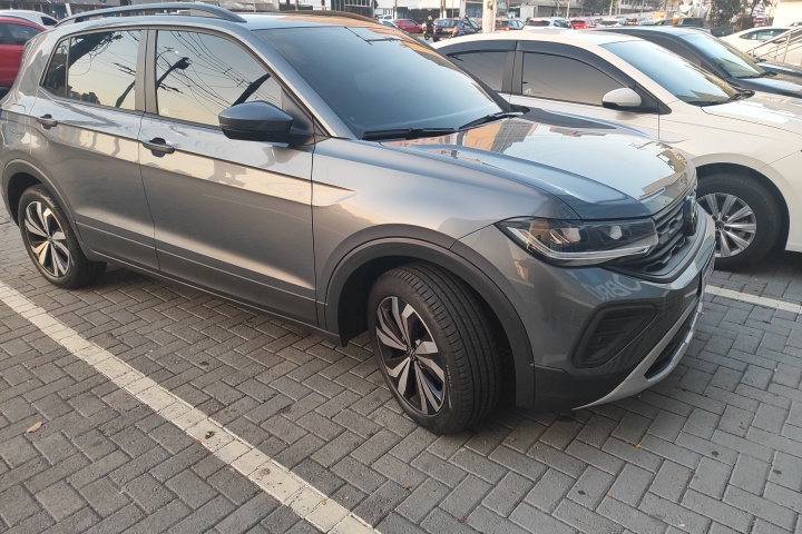 T-CROSS 1.0 200 TSI TOTAL FLEX AUTOMÁTICO T-CROSS 1.0 200 TSI TOTAL FLEX AUTOMÁTICO