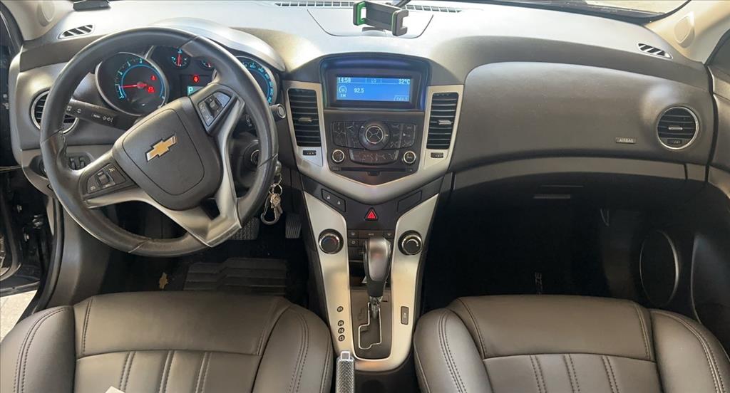 GM - Chevrolet-CRUZE-1.8 LT 16V FLEX 4P MANUAL