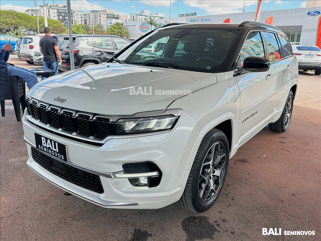 COMMANDER 1.3 T270 TURBO FLEX OVERLAND AT62