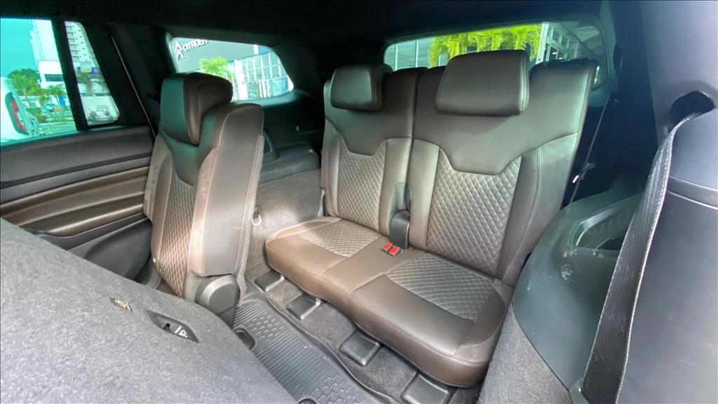 COMMANDER 1.3 T270 TURBO FLEX OVERLAND AT6 COMMANDER 1.3 T270 TURBO FLEX OVERLAND AT6