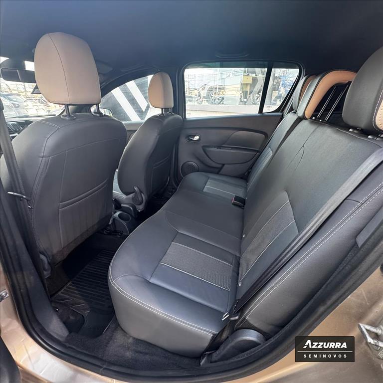 SANDERO 2.0 16V HI-FLEX RS MANUAL9