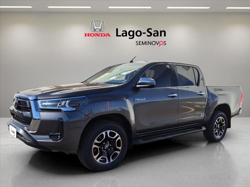 HILUX 2.8 D-4D TURBO DIESEL CD SRX 4X4 AUTOMÁTICO0