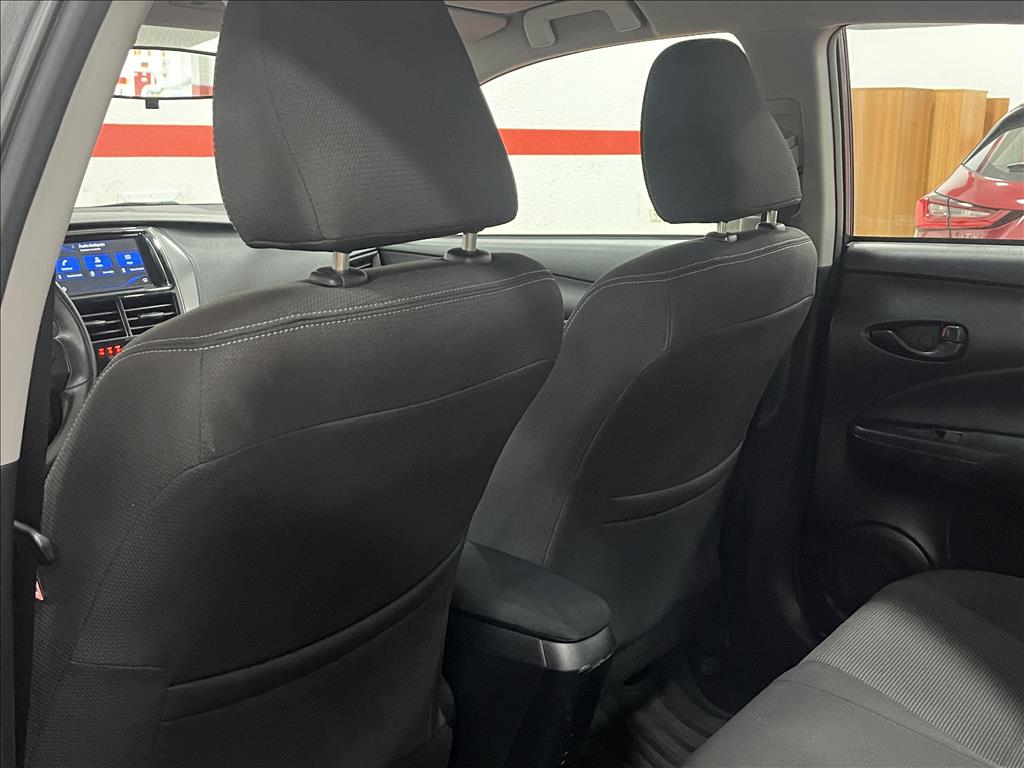 YARIS 1.3 16V FLEX XL LIVE MULTIDRIVE12