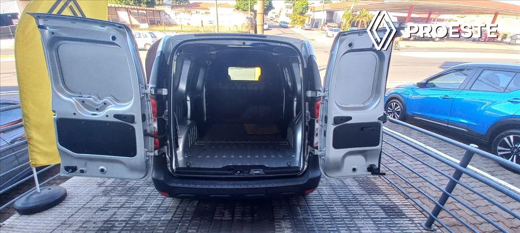 KANGOO 1.6 16V SCE FLEX ADVANCED MANUAL8