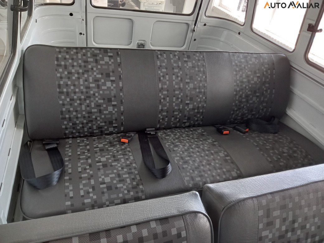 KOMBI 1.6 STD 8V GASOLINA 3P MANUAL8