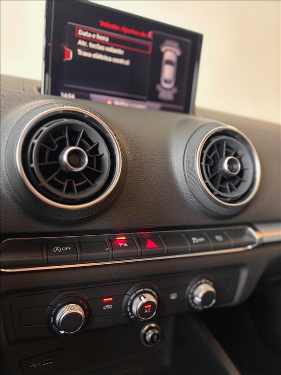 AUDI A3 1.4 TFSI FLEX SEDAN PRESTIGE TIPTRONIC-11 - Paraná Veículos Campinas - Veículos novos e seminovos com qualidade e procedência - 0