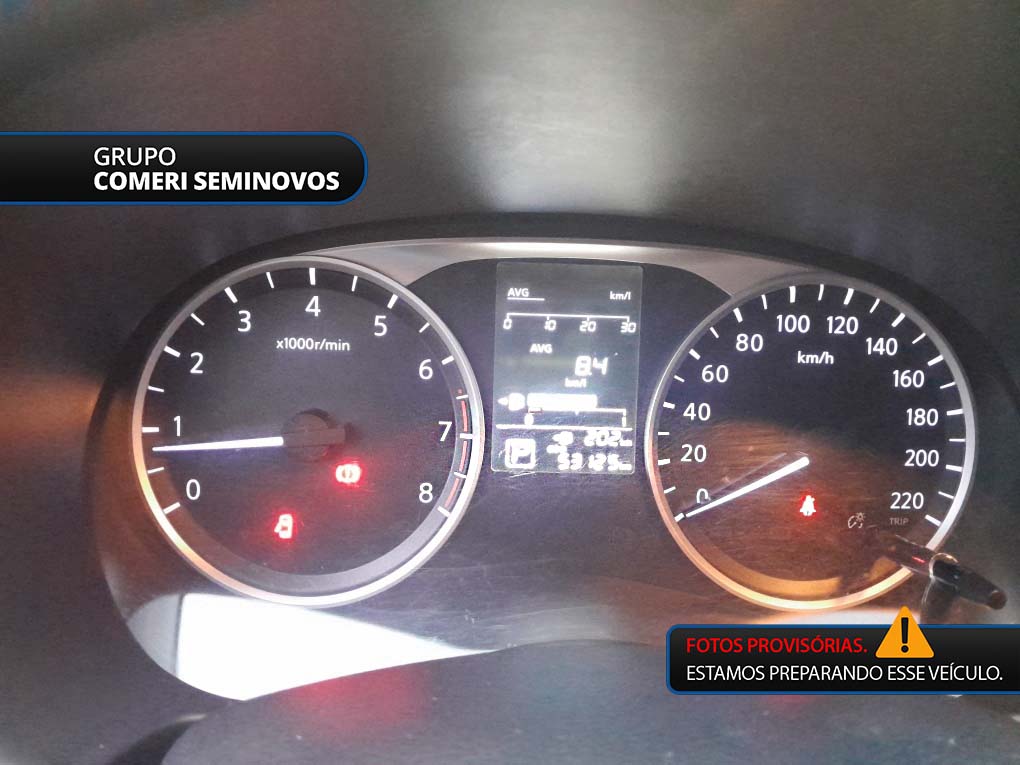 KICKS 1.6 16V FLEXSTART UEFA CHAMPIONS LEAGUE 4P XTRONIC4