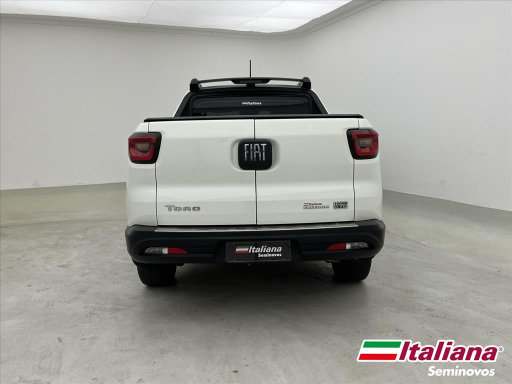 TORO 1.3 TURBO 270 FLEX FREEDOM AT63