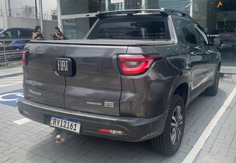 Fiat-TORO-1.3 TURBO 270 FLEX FREEDOM AT6