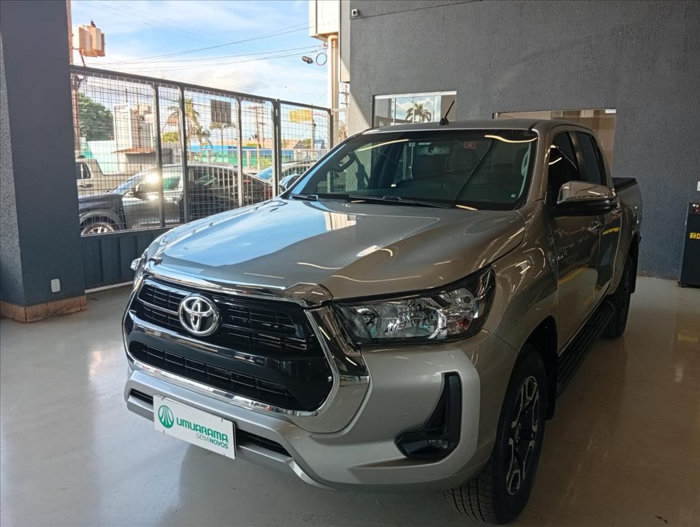 HILUX 2.8 D-4D TURBO DIESEL CD SRV 4X4 AUTOMÁTICO1