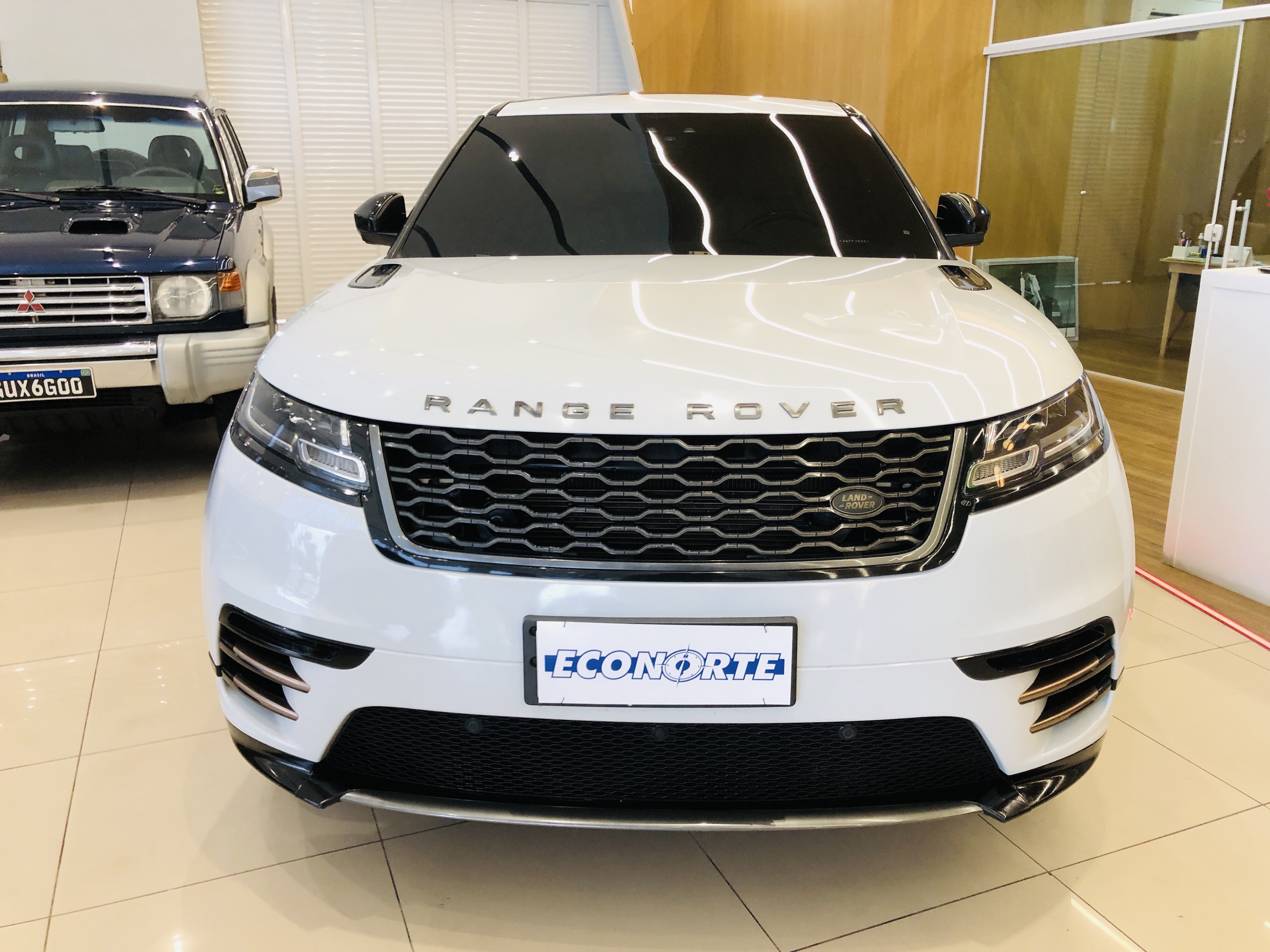 RANGE ROVER VELAR 2.0 D180 DIESEL R-DYNAMIC AUTOMÁTICO1