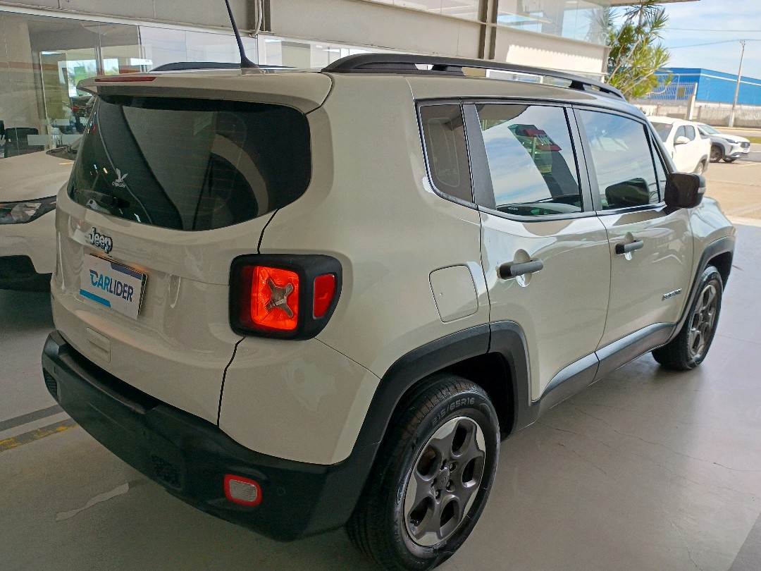 RENEGADE 1.8 16V FLEX 4P AUTOMÁTICO3