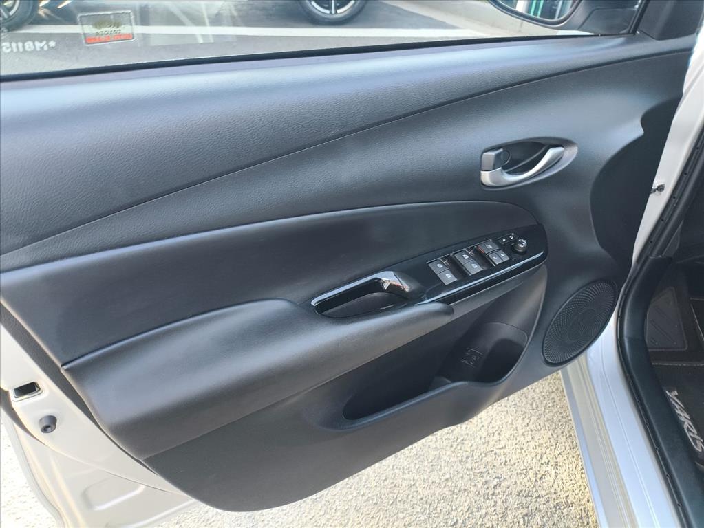 YARIS 1.5 16V FLEX XS CONNECT MULTIDRIVE