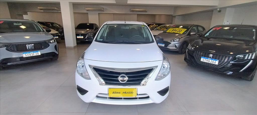 VERSA 1.6 16V FLEXSTART V-DRIVE MANUAL VERSA 1.6 16V FLEXSTART V-DRIVE MANUAL