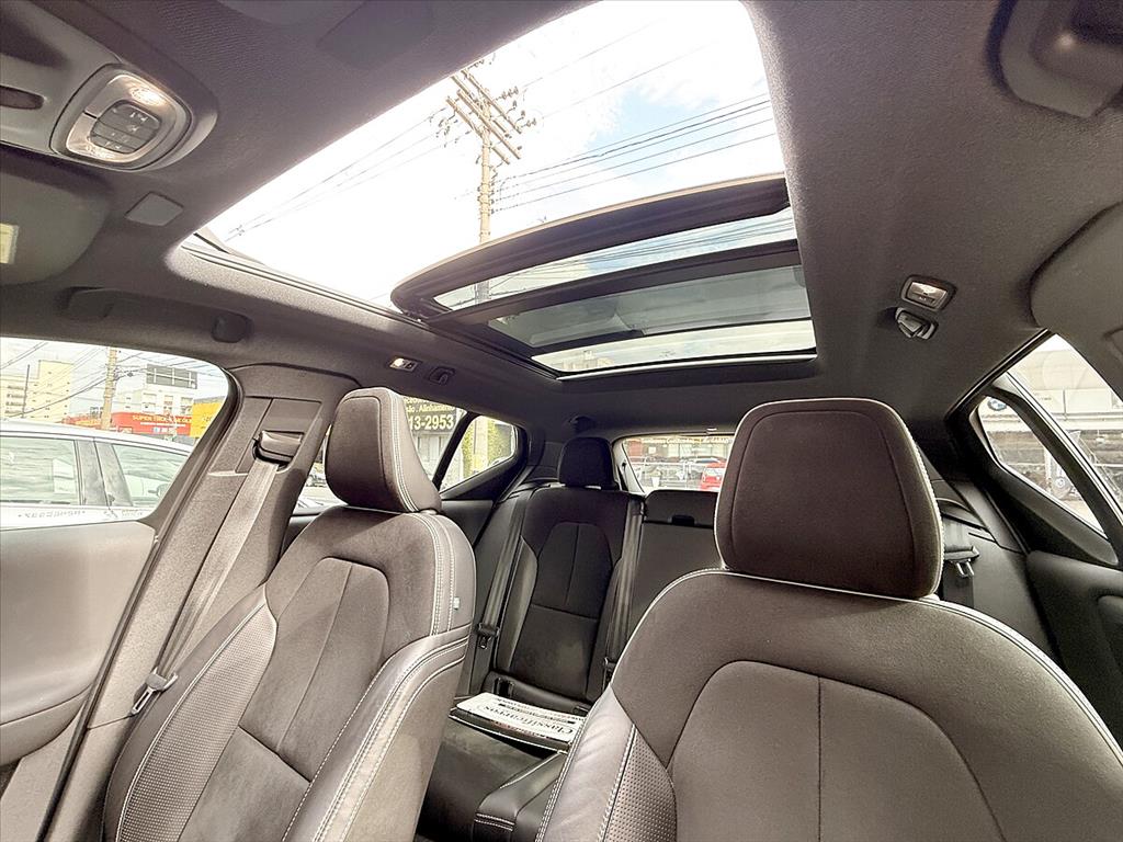 Volvo Xc40 - 1.5 T5 RECHARGE R-DESIGN GEARTRONIC