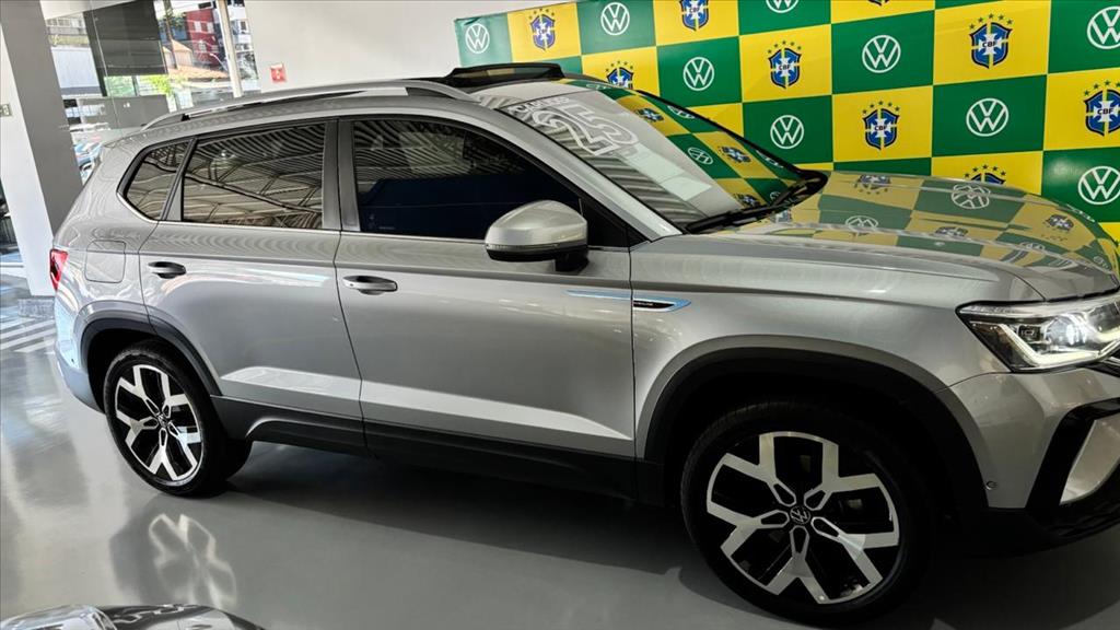 TAOS 1.4 250 TSI TOTAL FLEX HIGHLINE AUTOMÁTICO6