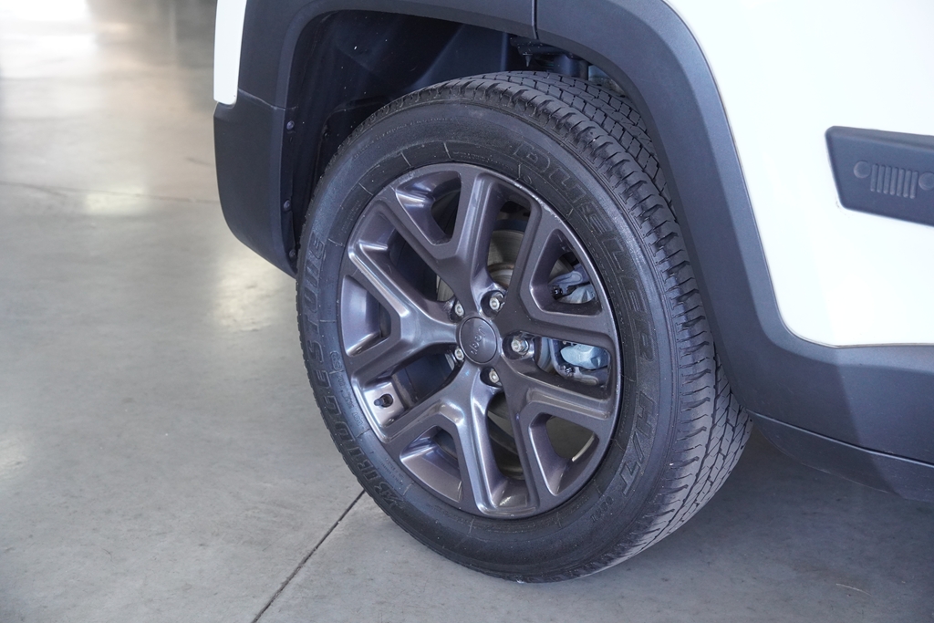 RENEGADE 1.8 16V FLEX LONGITUDE 4P AUTOMÁTICO4