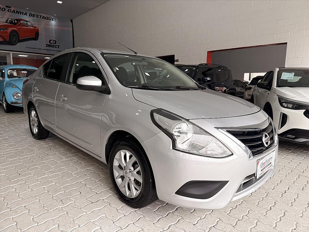 Nissan Versa - 1.6 16V FLEX SV 4P XTRONIC