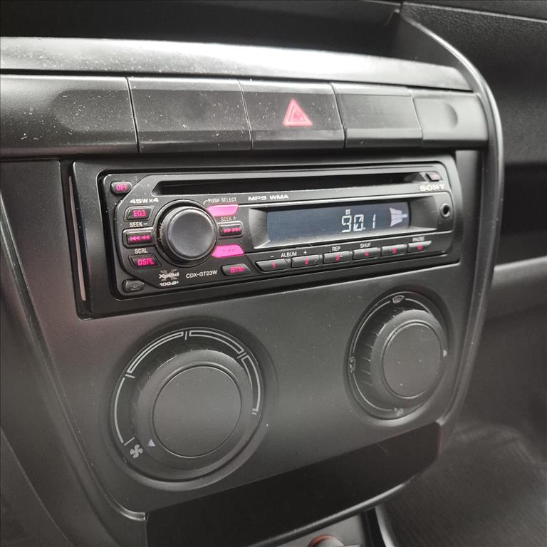 FOX 1.0 MI 8V FLEX 4P MANUAL