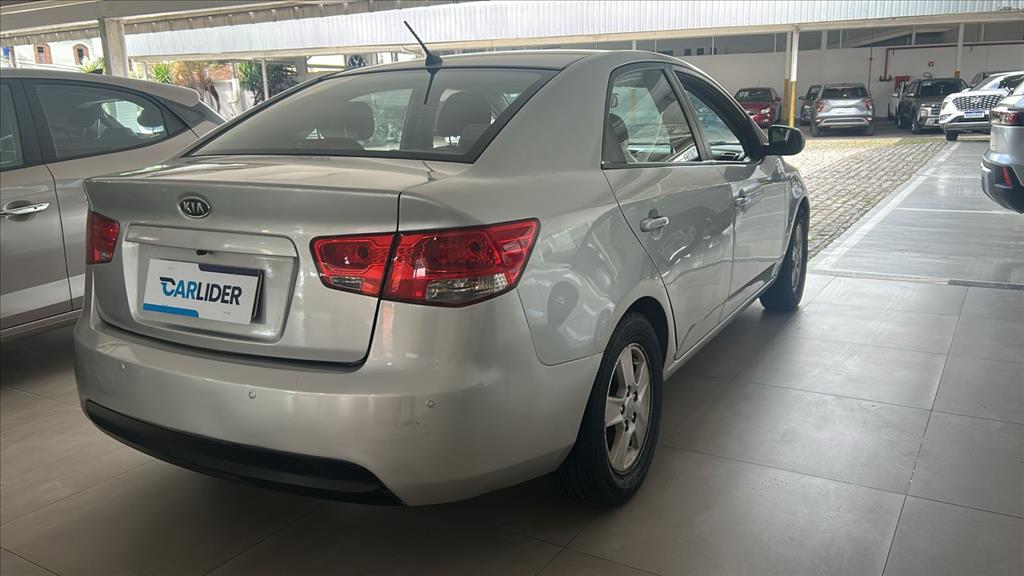 CERATO 1.6 EX3 SEDAN 16V GASOLINA 4P MANUAL4