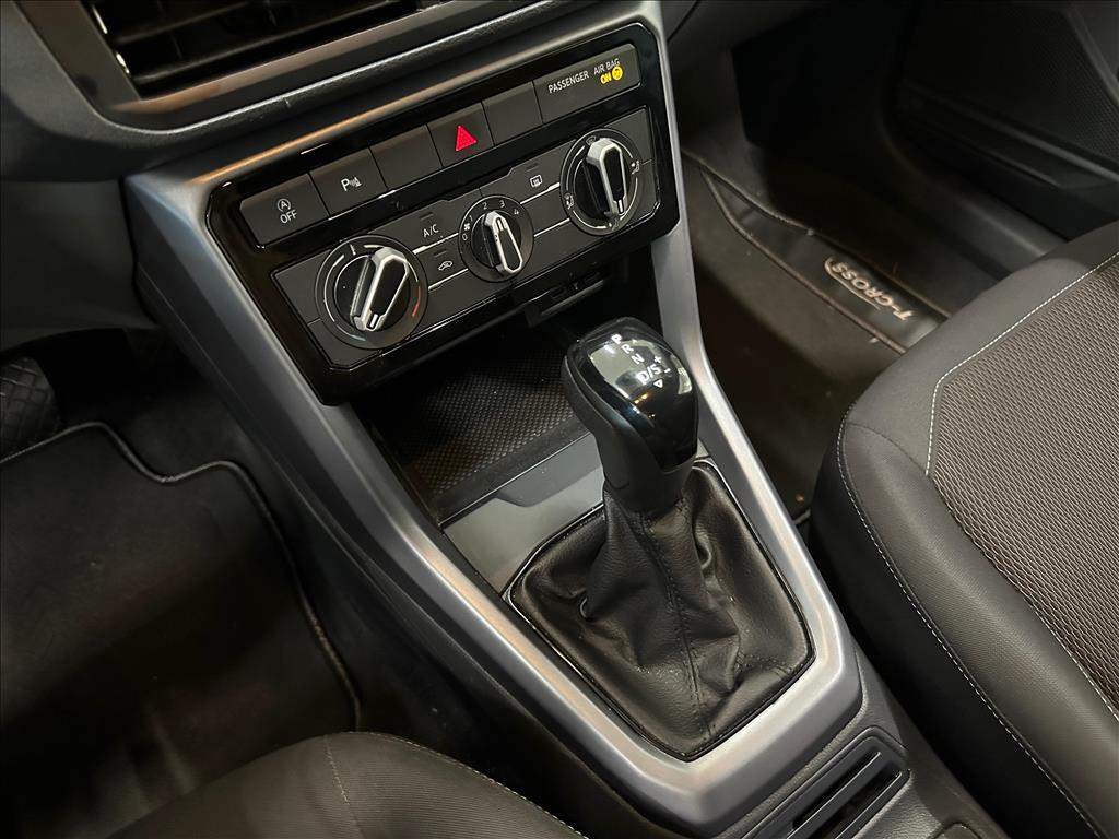 T-CROSS 1.0 200 TSI TOTAL FLEX AUTOMÁTICO10