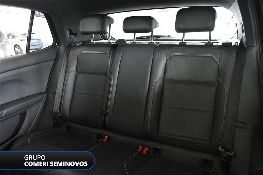 2024 VOLKSWAGEN T-CROSS 1.4 250 TSI TOTAL FLEX HIGHLINE AUTOMÁTICO
