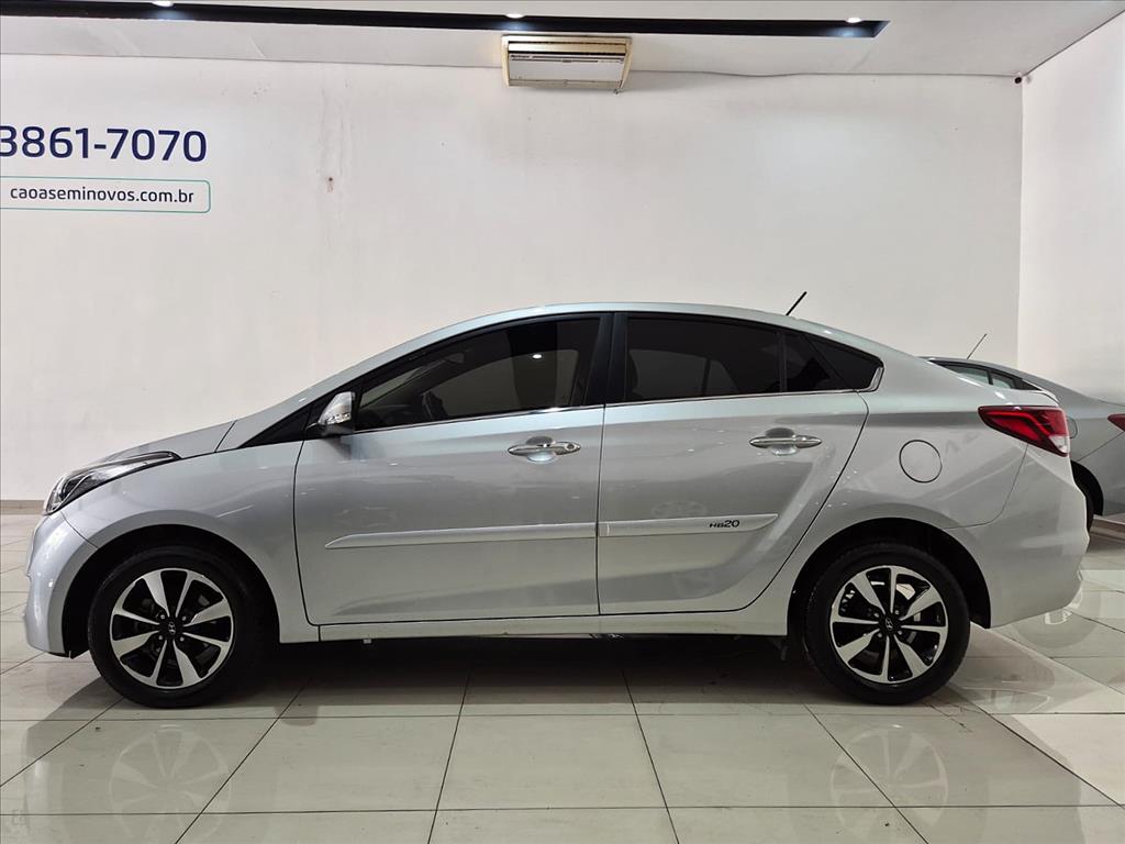 Hyundai-HB20S-1.6 PREMIUM 16V FLEX 4P AUTOMÁTICO