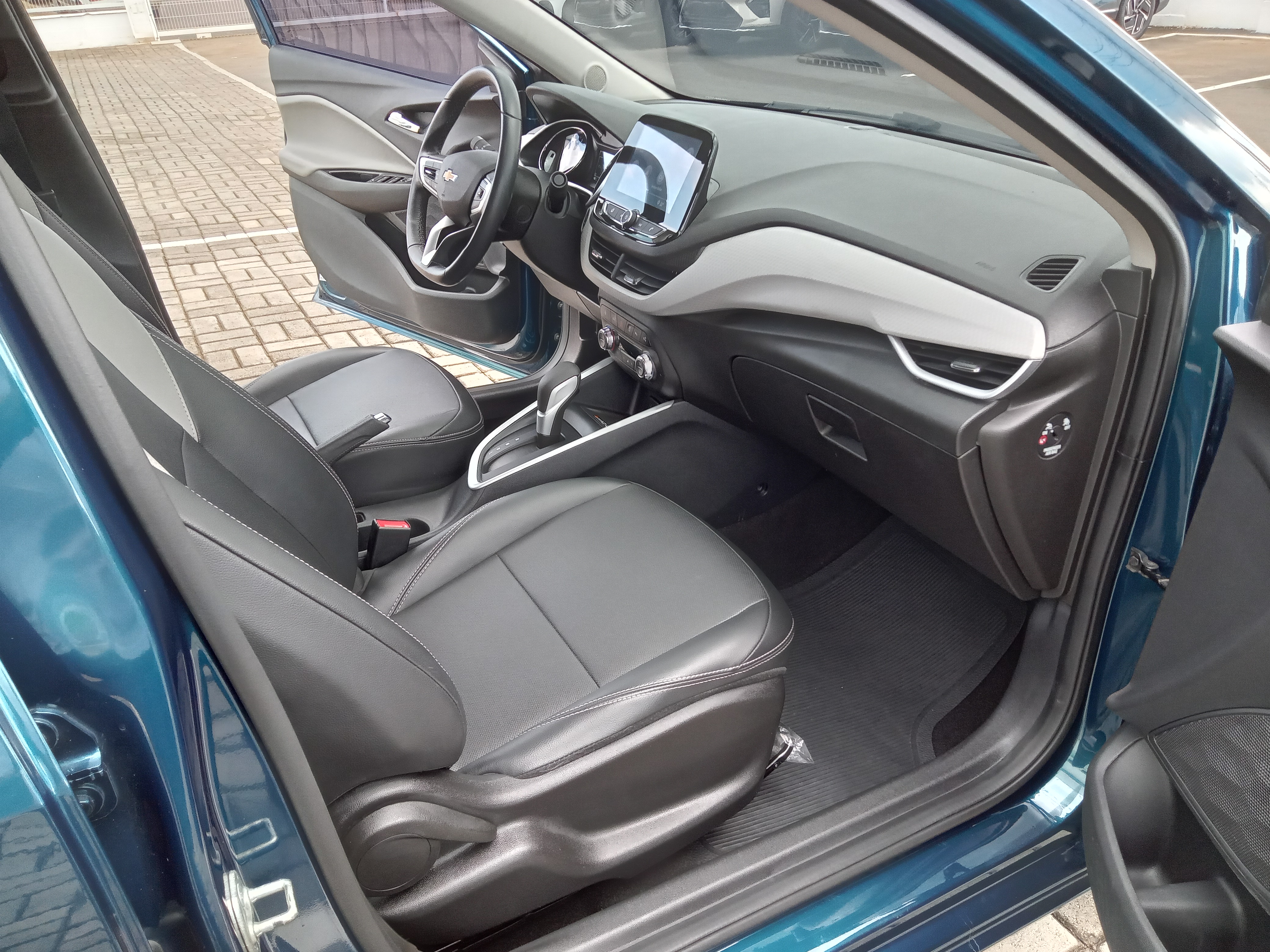 ONIX PLUS 1.0 TURBO FLEX PREMIER AUTOMÁTICO8