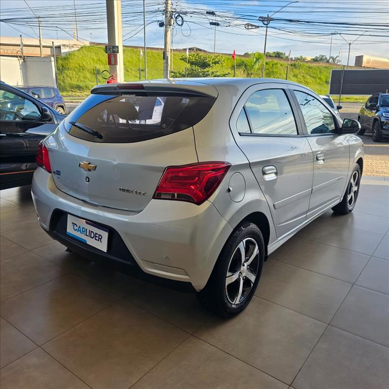 ONIX 1.4 MPFI LTZ 8V FLEX 4P MANUAL3