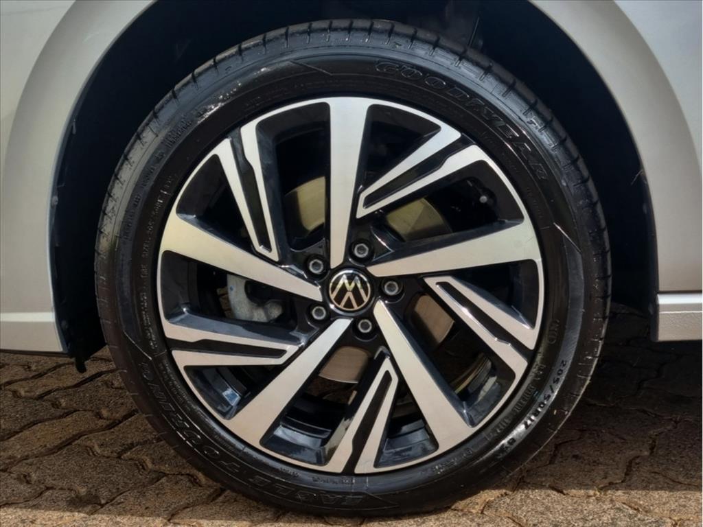VIRTUS 1.0 200 TSI HIGHLINE AUTOMÁTICO8