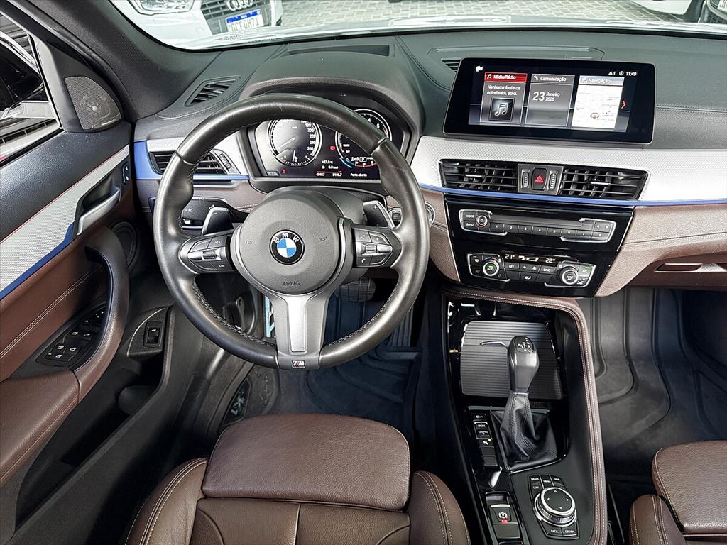 BMW X1 - 2.0 16V TURBO ACTIVEFLEX SDRIVE20I M SPORT 4P AUTOMÁTICO