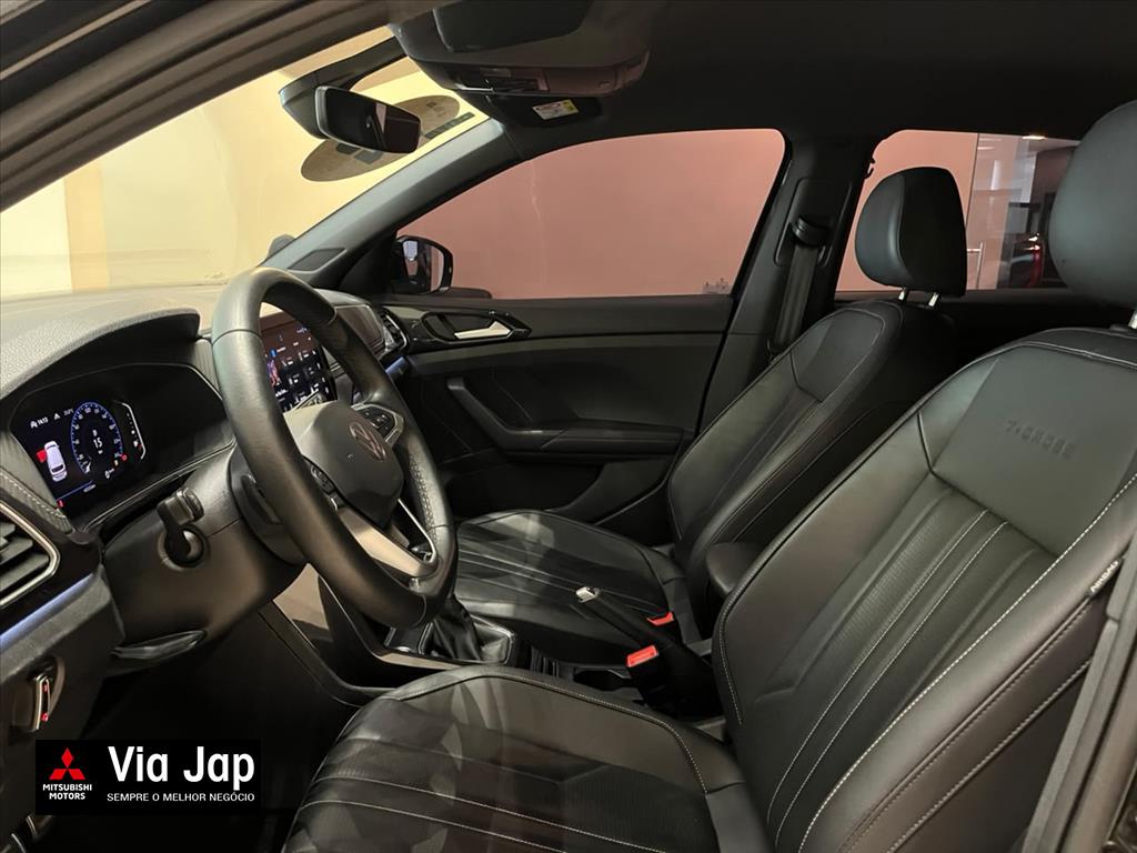 Volkswagen-T-CROSS-1.4 250 TSI TOTAL FLEX HIGHLINE AUTOMÁTICO