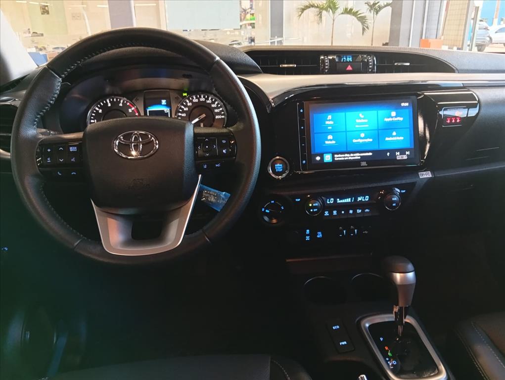 HILUX 2.8 D-4D TURBO DIESEL CD SRX 4X4 AUTOMÁTICO8